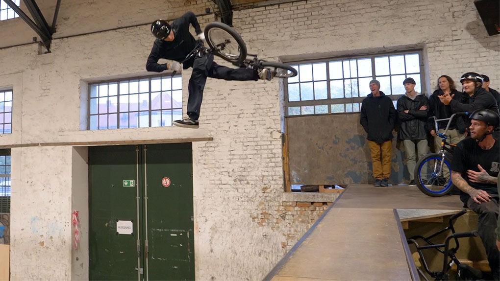 25 Jahre Reithalle Ulm und Schickeria BMX Shop? Wenn das mal nicht ein sehr guter Grund ist, einen dicken Jubiläumscontest zu schmeißen!