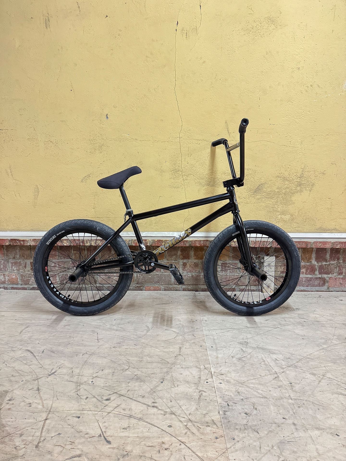 Timons neuer Darkwave Build von Sunday Bikes und Odyssey in 21,25"