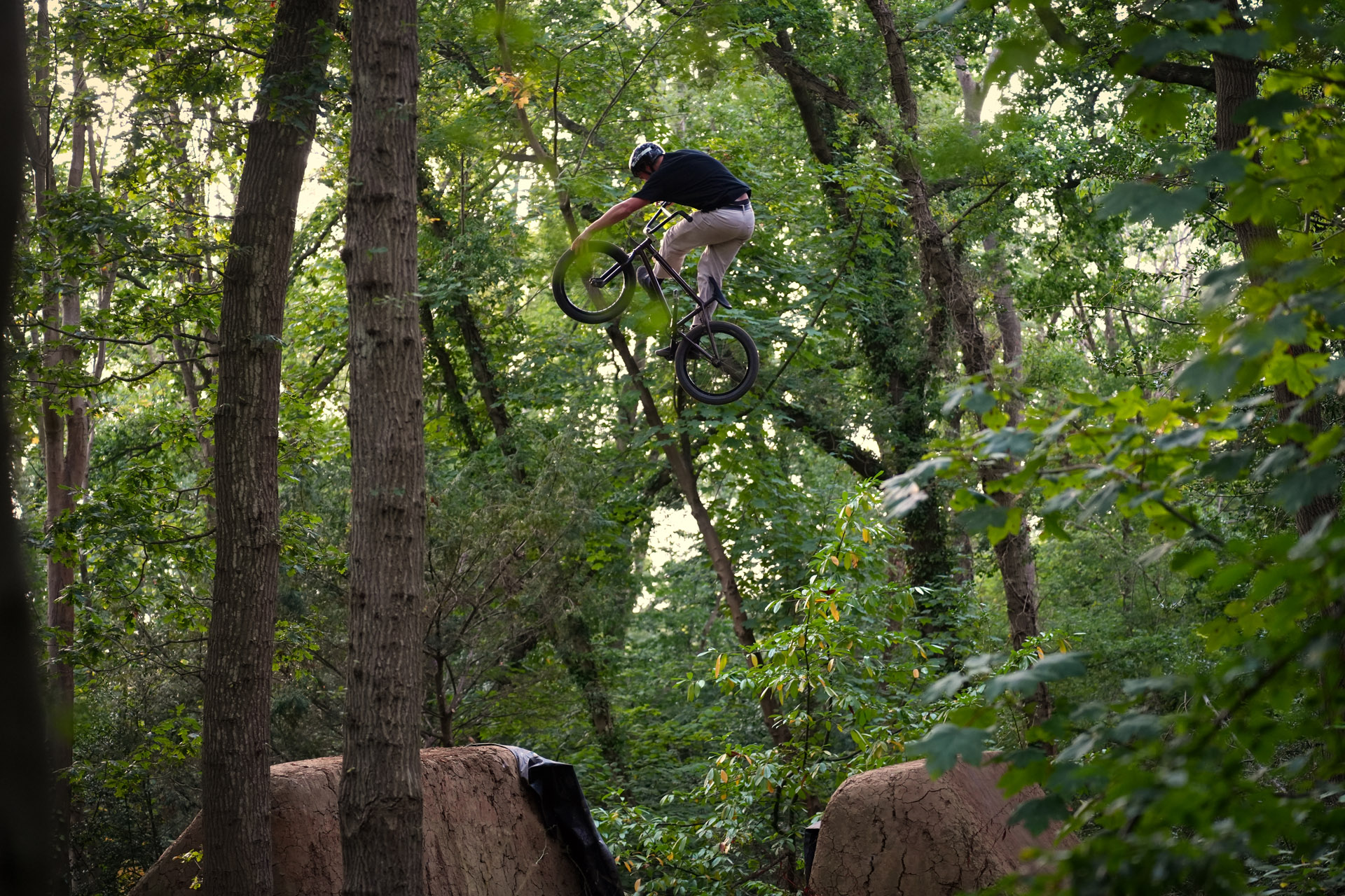 Trailsyoga mit Alessandro; Foto: Jost Meyke