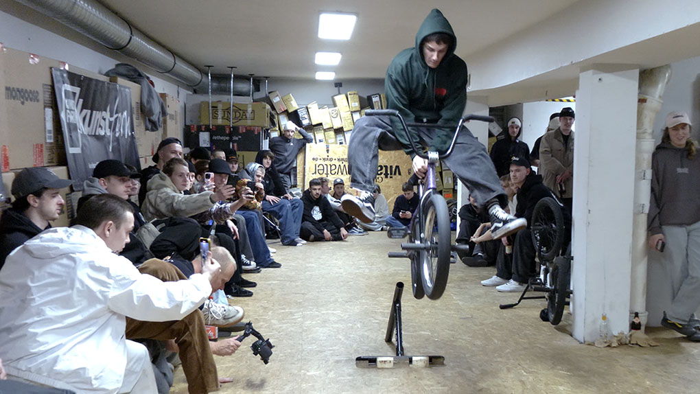 Die Stock Session im kunstform BMX Shop war auch in diesem Jahr wieder der absolute Oberknaller! Hier entlang für die Highlights.