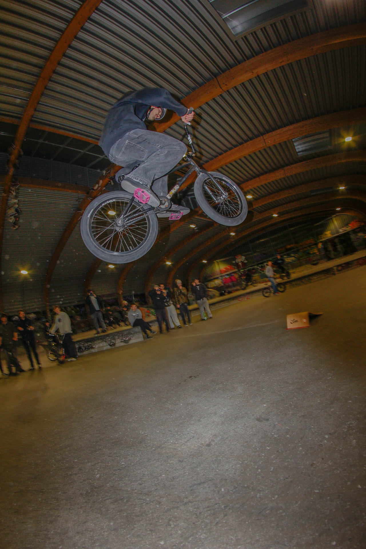 Jan Bisanz offenbarte ungeahnte Flugfähigkeiten