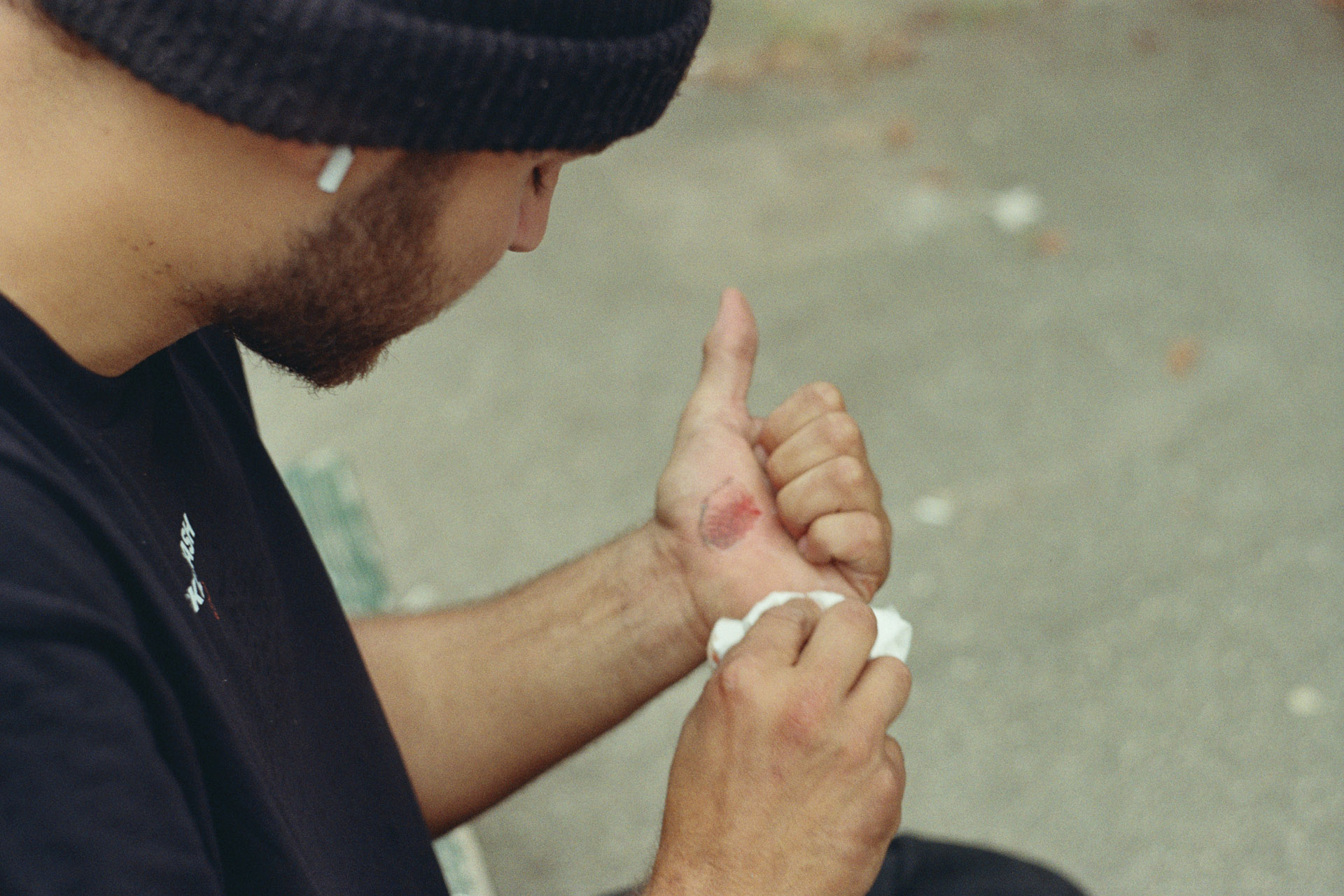 Magic, the artist. Doing his craft after a heavy slam