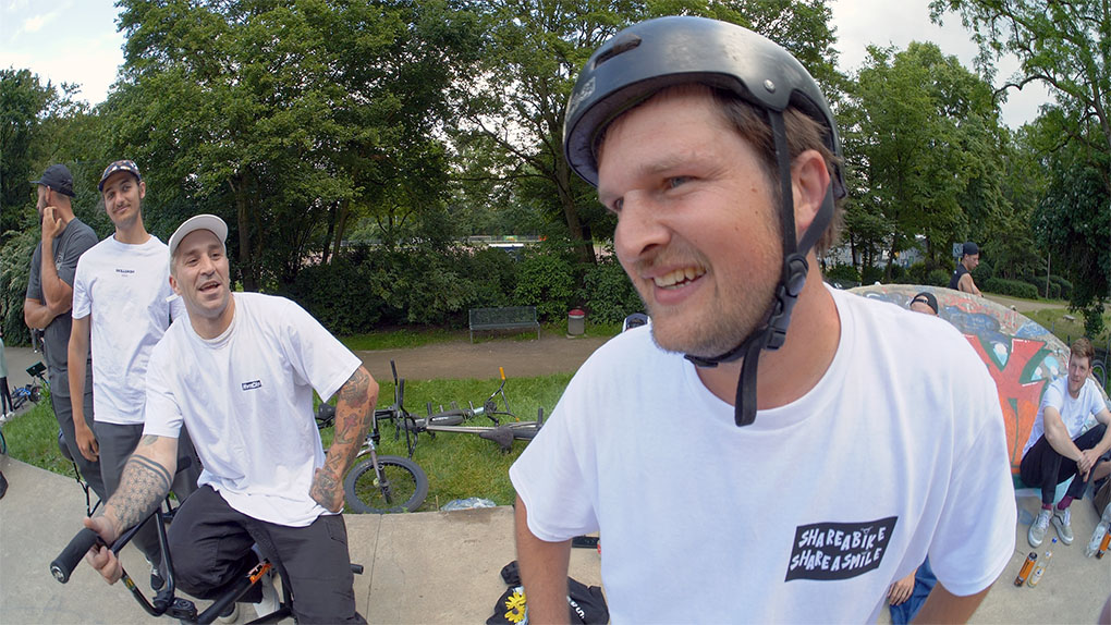 Im letzten Vorrundenmatch des Battle at the Schüssel wurde mit harten Bandagen um den Einzug ins Viertelfinale gekämpft.