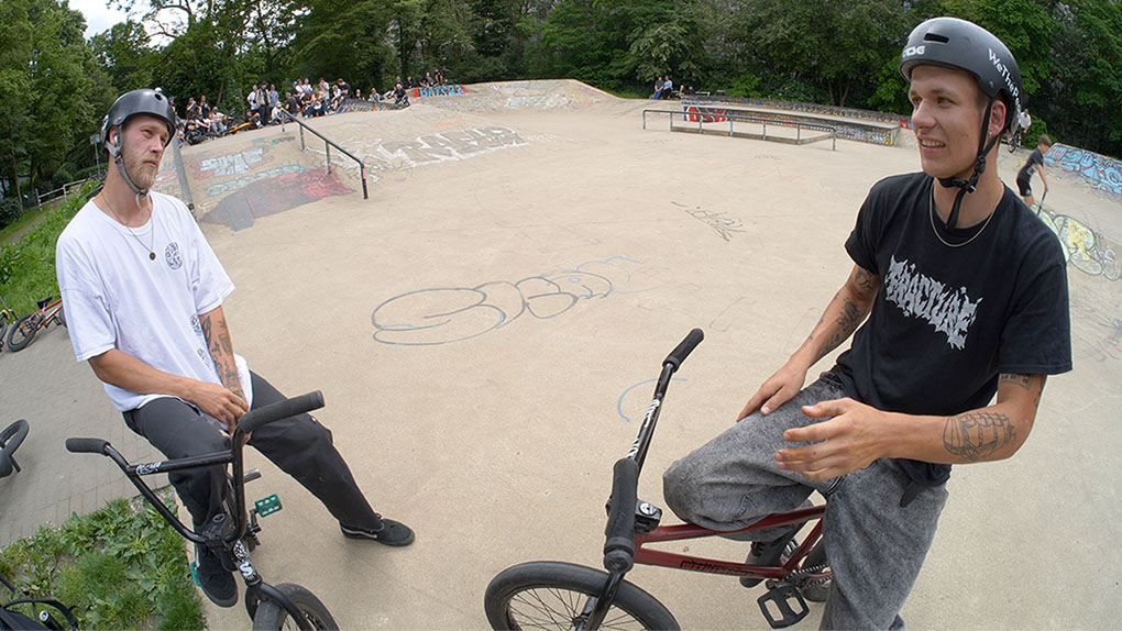 Für die zweite Partie des Battle at the Schüssel powered by People