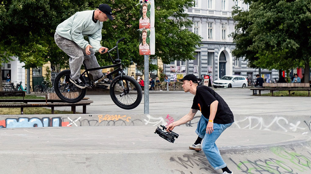 Auch in diesem Jahr veranstalten wir gemeinsam mit unseren Homies vom kunstform BMX Shop  den Easter Online BMX Jam. Hier sind die Regeln.