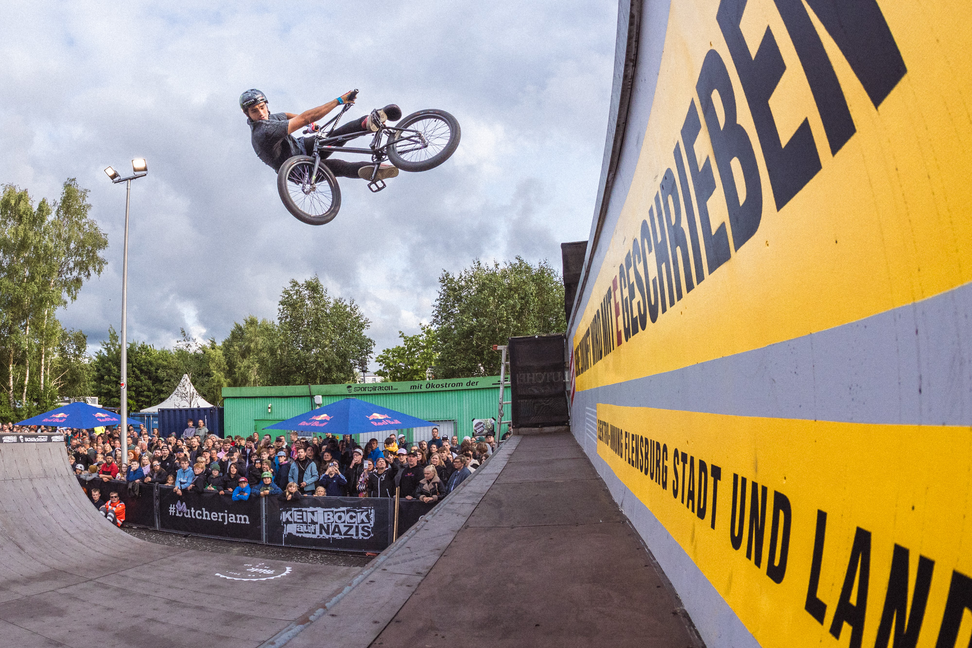 Wobei sich die Lookbacks von Bryce Tryon auch durchaus sehen lassen können