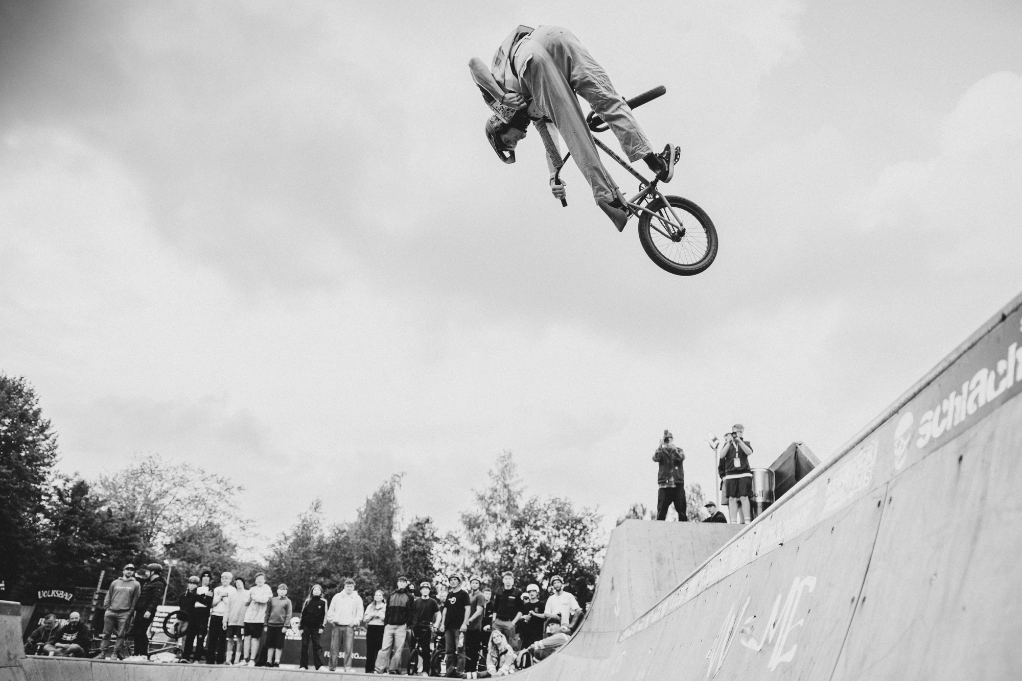 Fährt Felix Kirch nicht ursprünglich eigenlich anders rum?!?