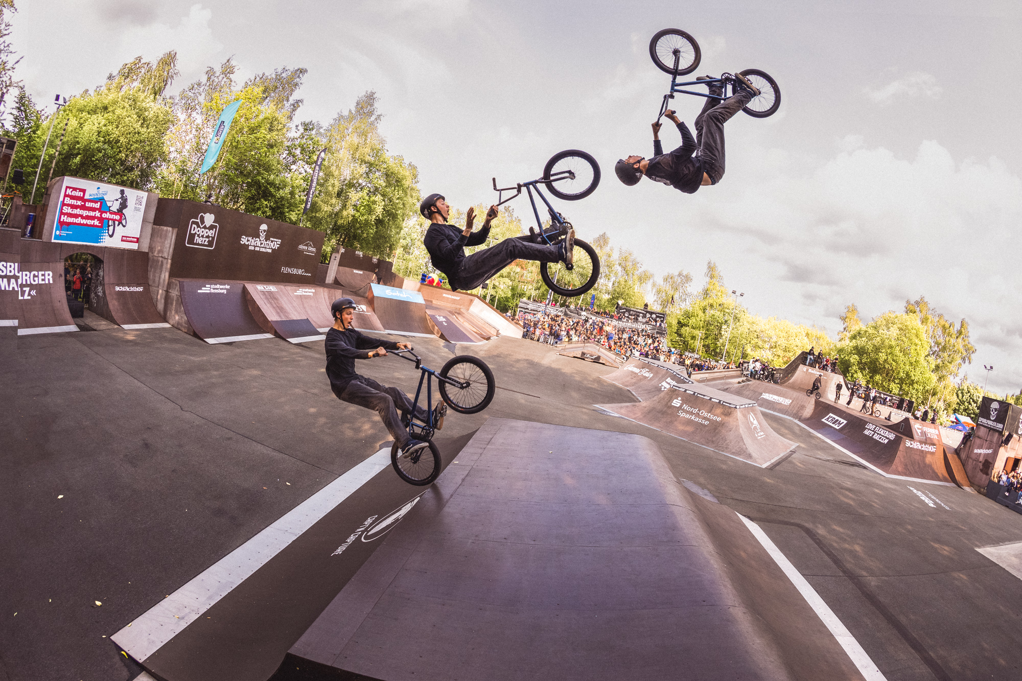 Auf sie mit Gebrüll: Finn Lismann, Backflip Bar