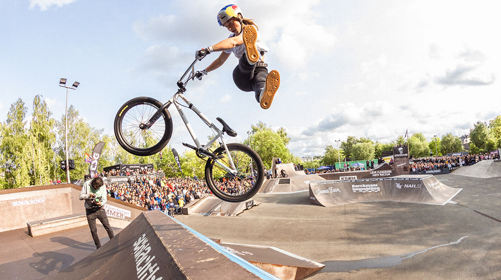 Auf dem Butcher Jam 2025 gab es trotz Regen wieder die geballte Ladung BMX-Action. Hier sind ein Schwung toller Fotos und die Ergebnisse.