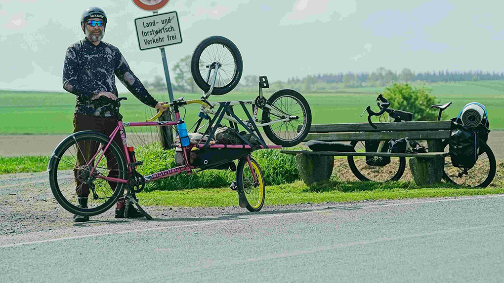 Christian Ziegler hat sich im Auftrag des LifeCYCLE Magazins auf einen Bikepackingtrip mit seinem BMX-Rad durch das Sauerland begeben.