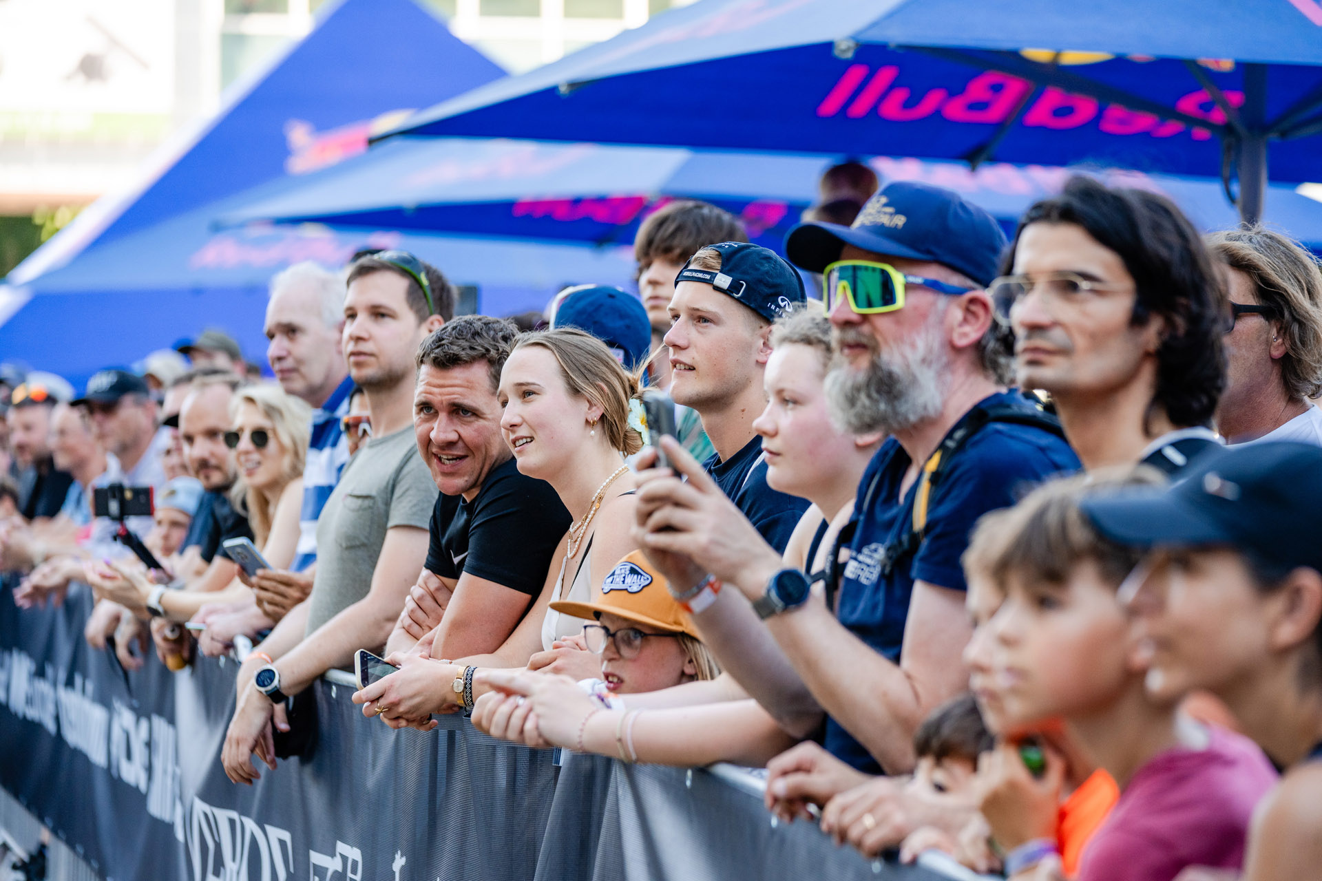 Voller Hütte auf der Freifläche 10!