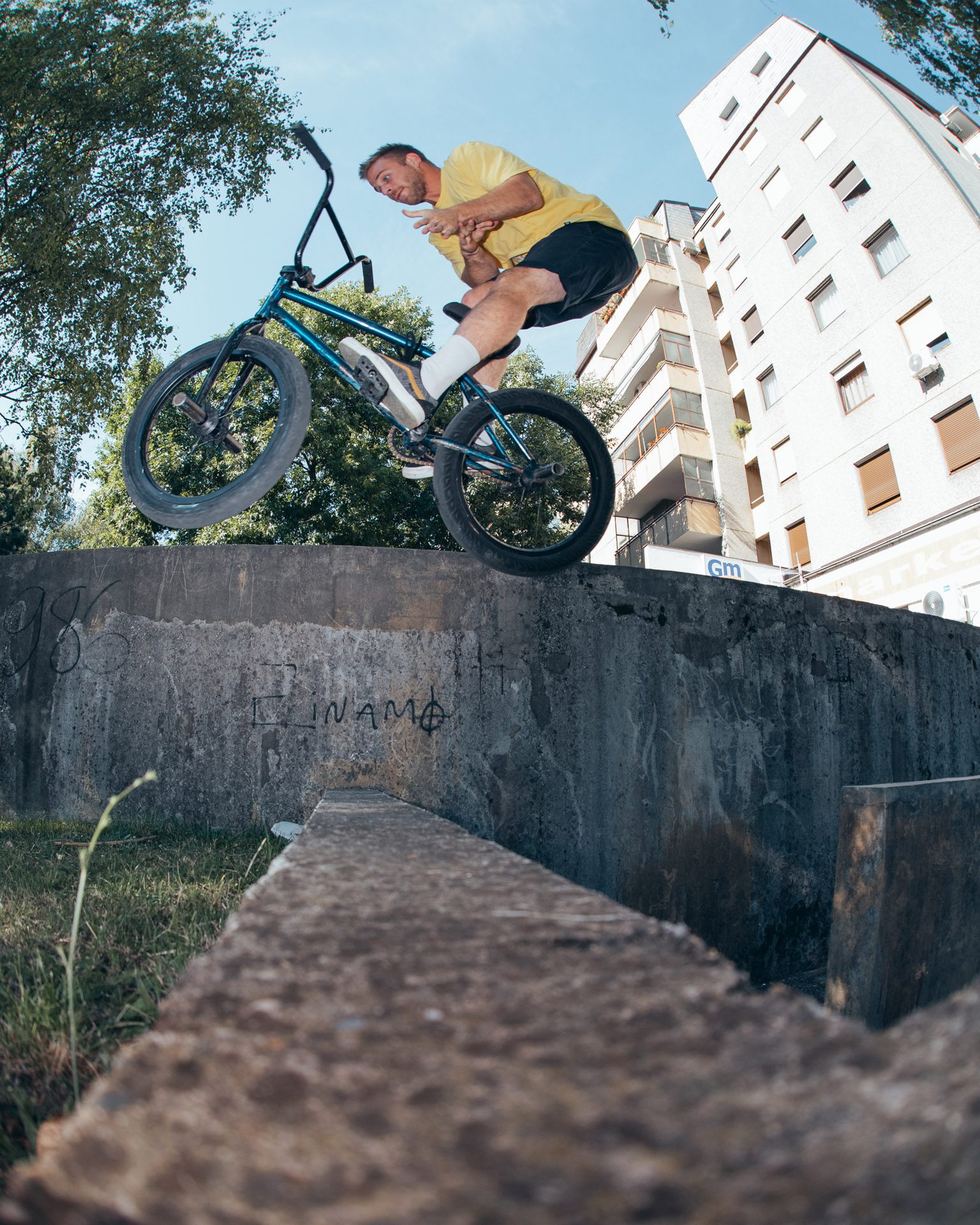 Ledge Ride to Gap Bar