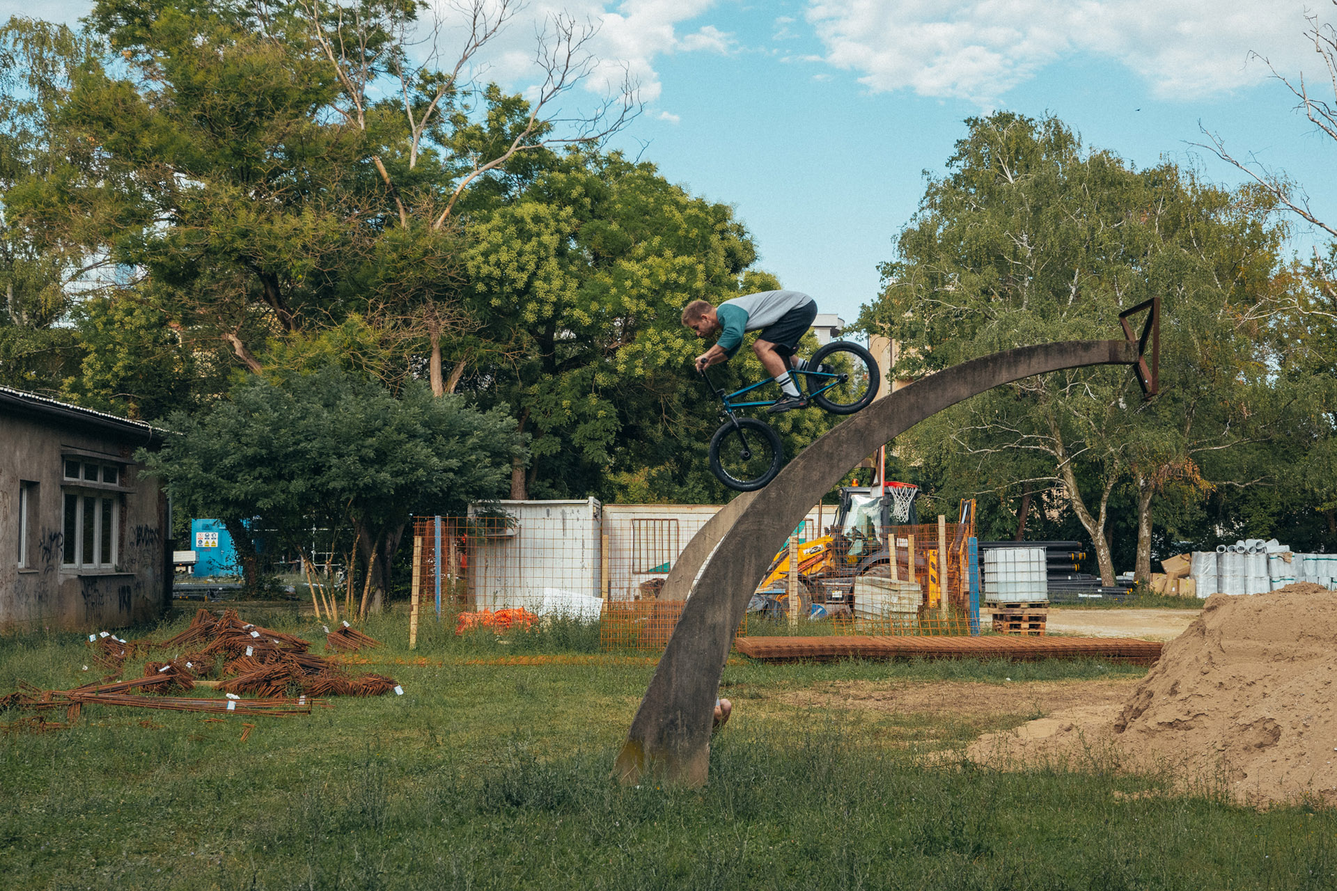 This photo fits quite well with the quote below, eh?!