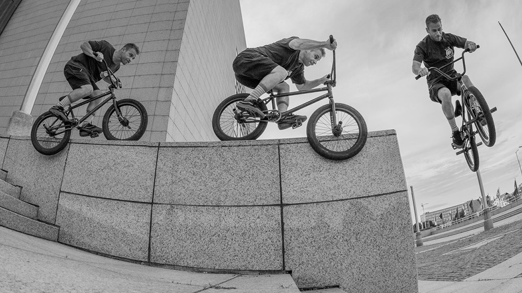 Fran Zeman likes to huck himself down big shit and in shorts no less. NIŠTA is 3 years worth of what he does best condensed in 3:23 minutes.