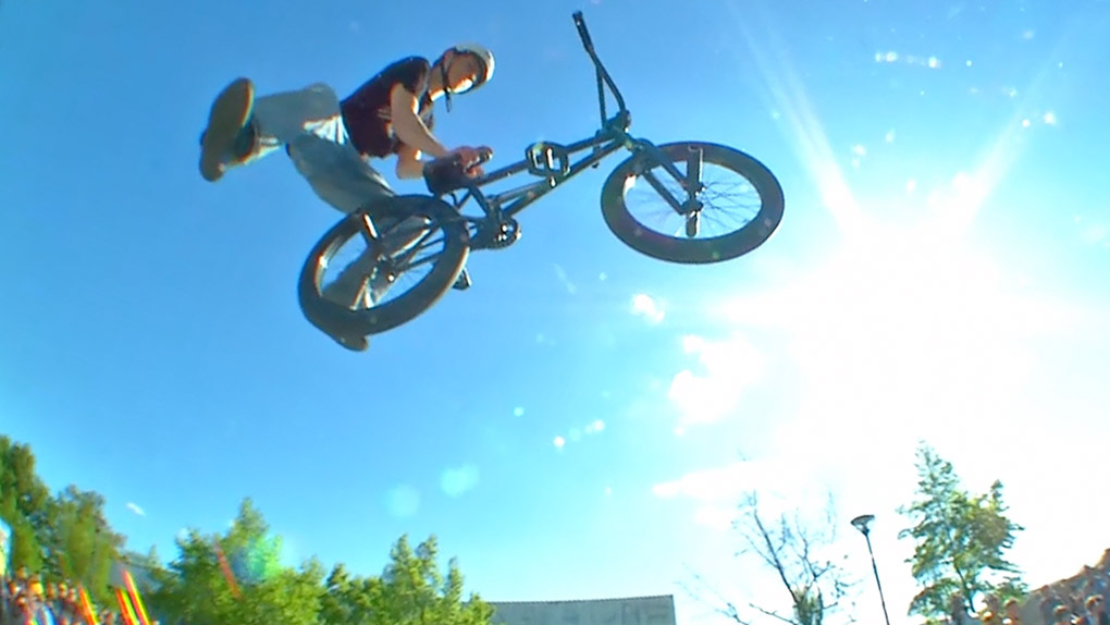 Bevor der Skatepark Lingnerallee in Dresden umgebaut wird, lud das Striitklin Kollektiv zum Last Chance Jam dorthin ein.