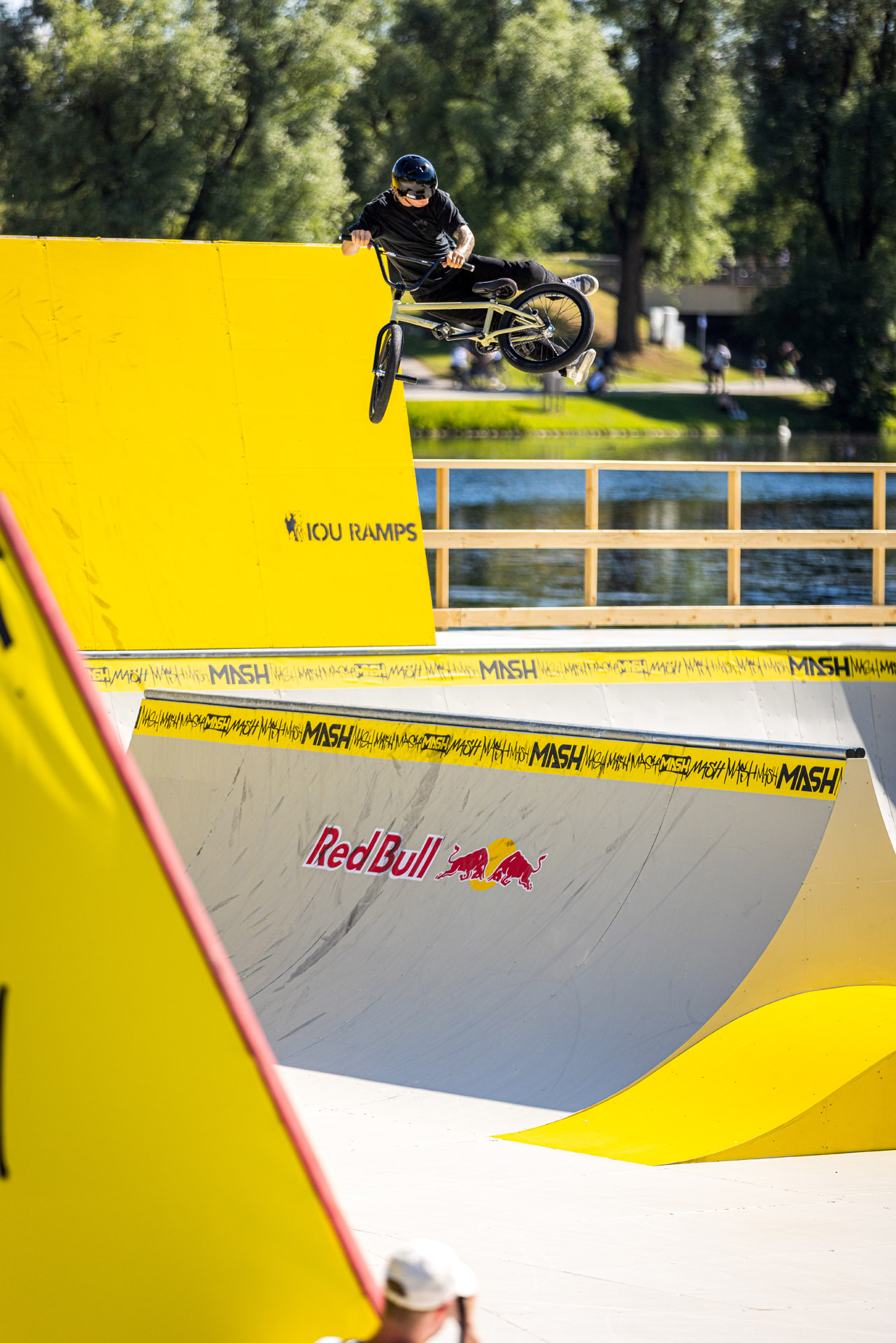 Dean Florian, 260 Double Whip über die Spine