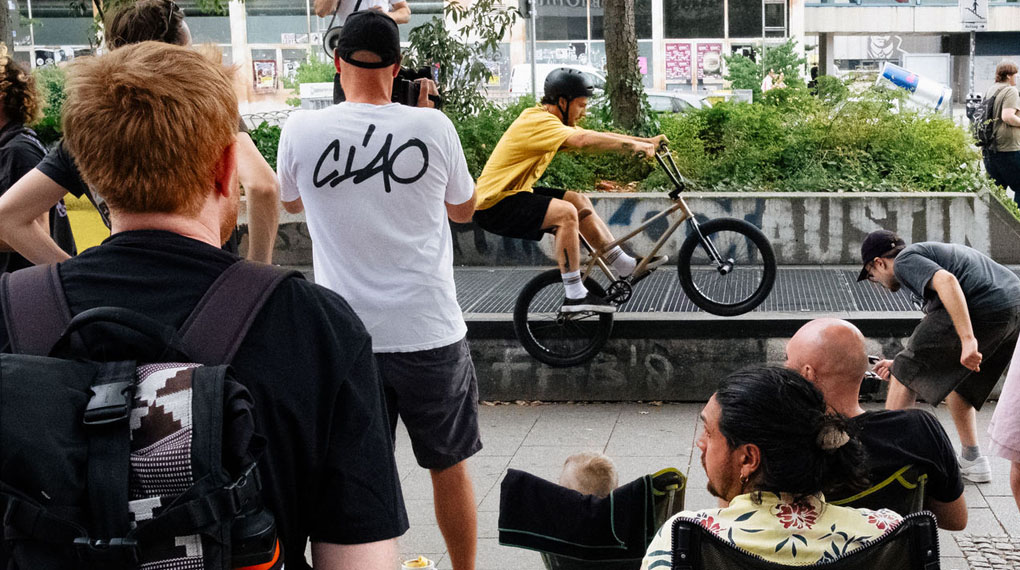 Als Ergänzung zu unserem Video von Rhein/Main Grindtime haben wir hier eine Fotogalerie mit der vollen Breitseite Vibes aus FFM.