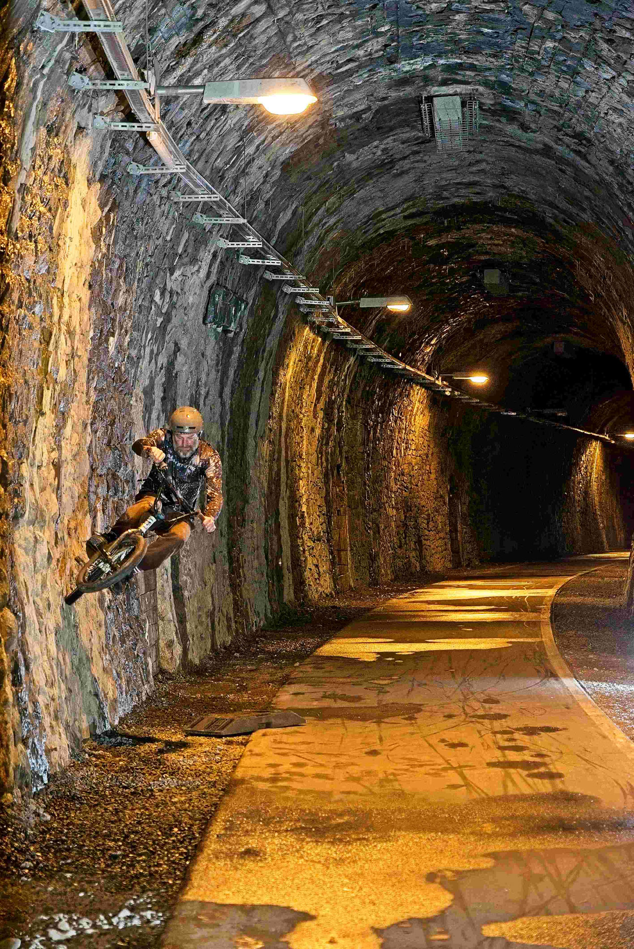 Wallride im Kückelheimer Fledermaustunnel