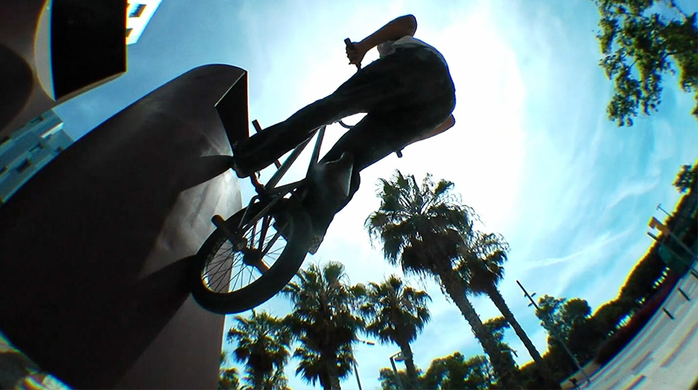 Urlaubsvibes vom Feinsten hat Saki Parlapanis während seines 2-wöchigen Aufenthalts in Barcelona bei Hermano Tom Perez eingefangen.