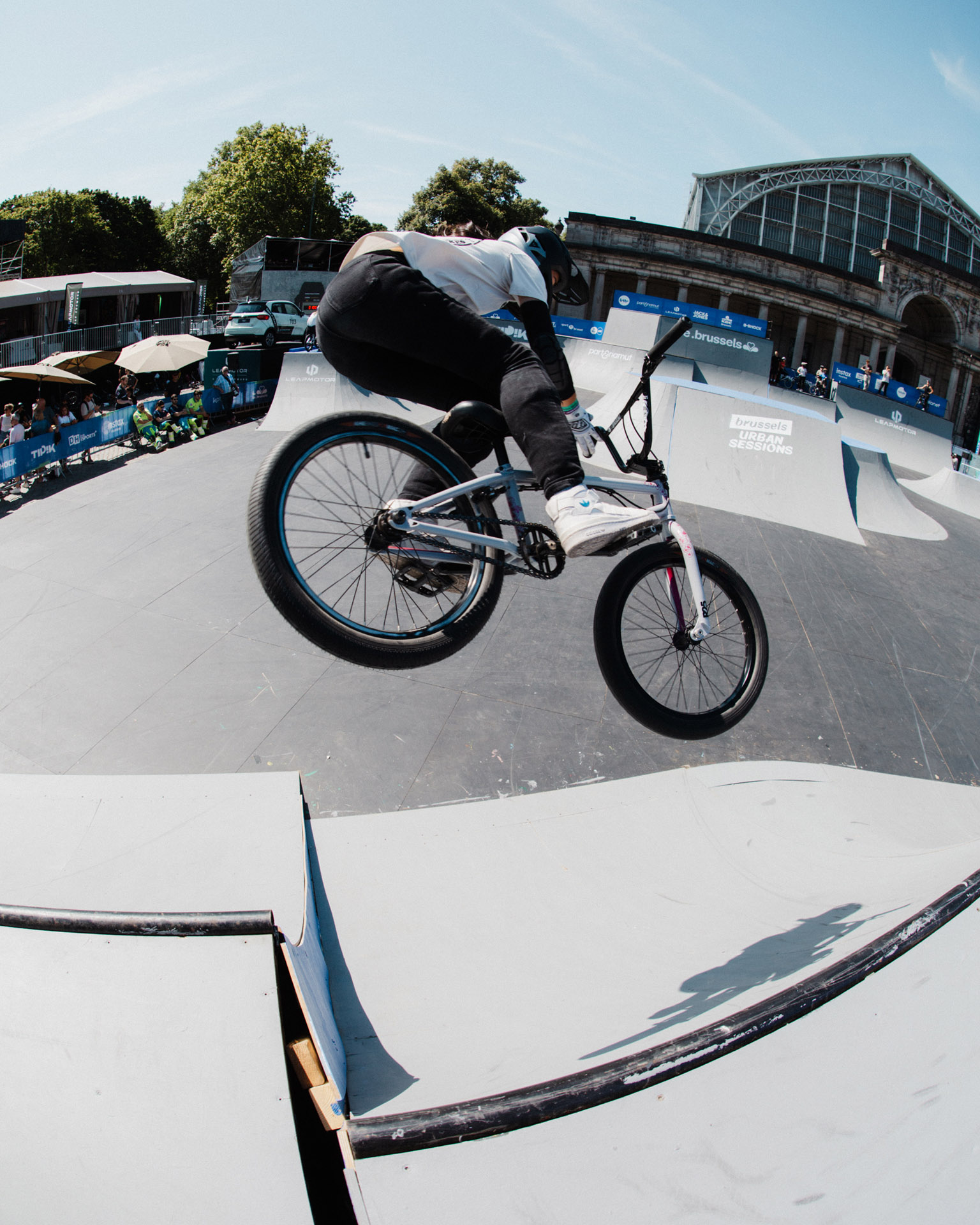 Der Nachwuchs schläft nicht: Albane Lacaud aus Montpellier mit einem Barspin Transfer