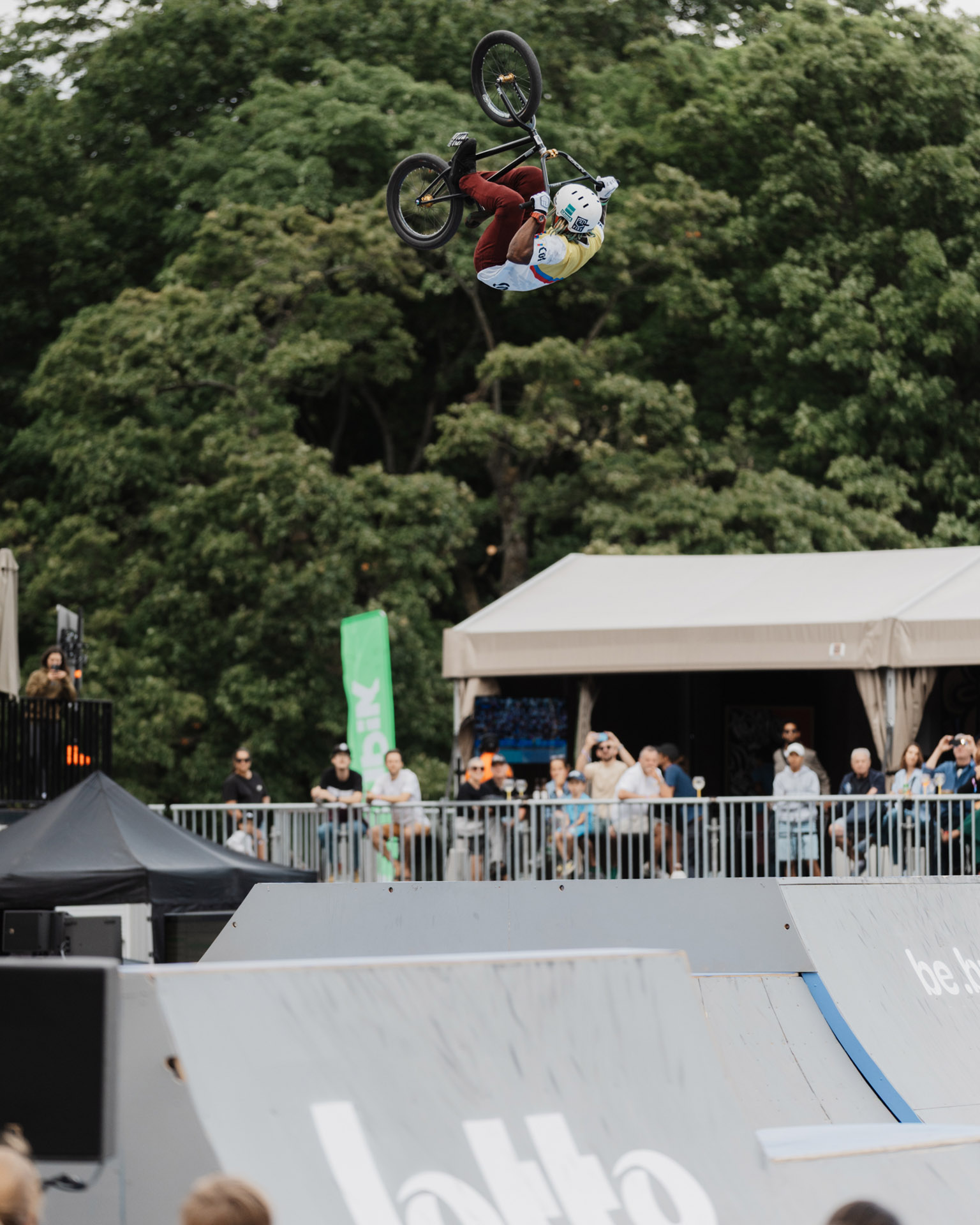 Juan Caicedo ist der King der Frontflips