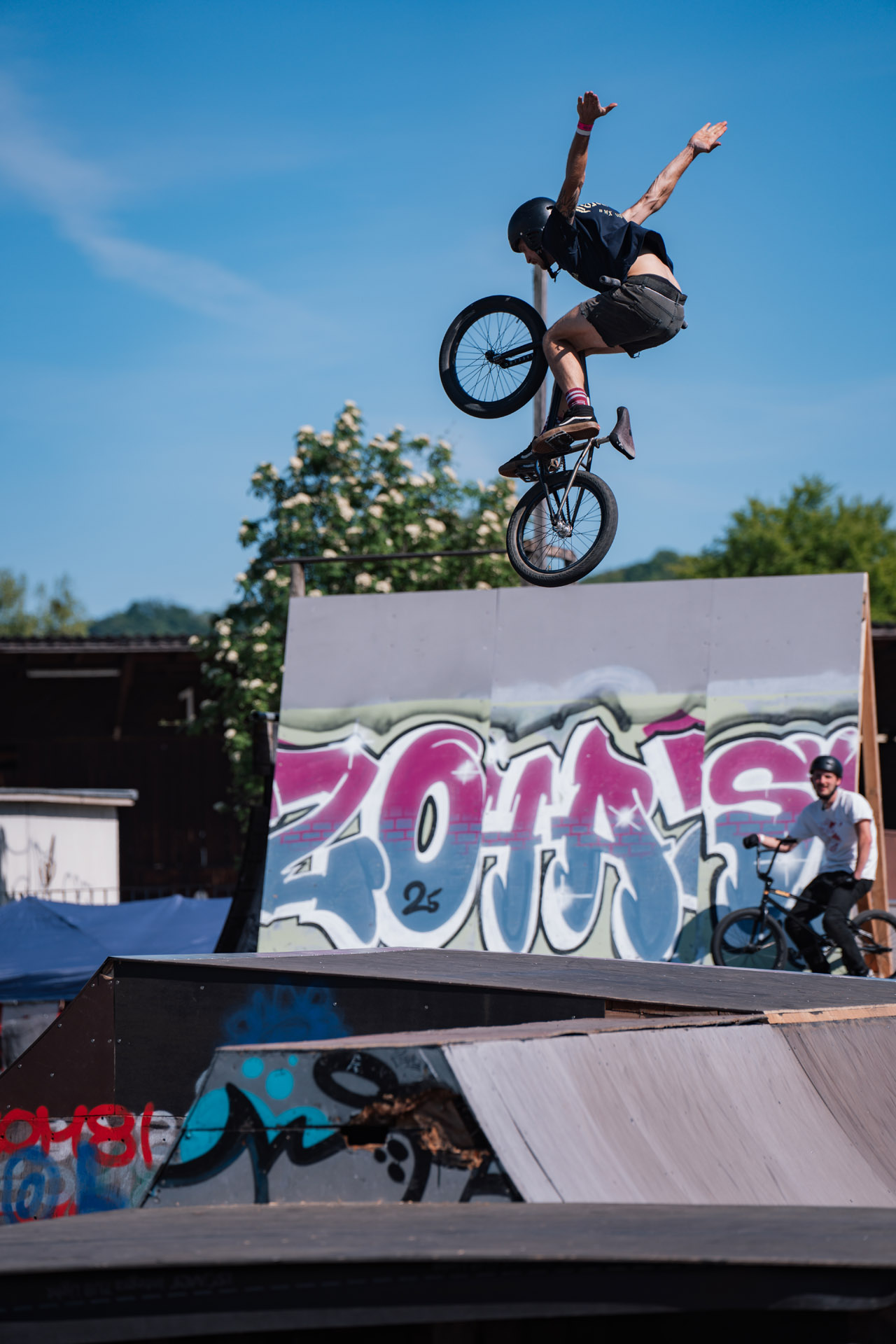 Lokalmatador Chris Eichler hat die neue Box in Coburg bestens im Griff; Foto Jan Kalberlah Sports