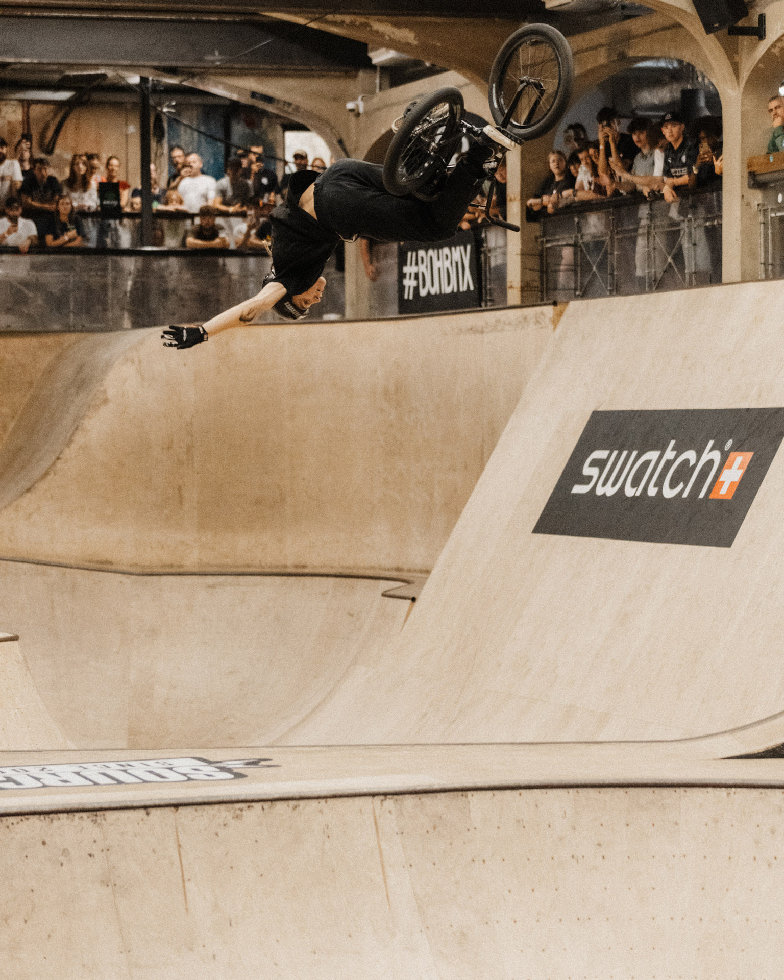 Der vielleicht schönste Trick des Tages (zumindest in der Flugphase): Sit-down to 360 One Handed Table