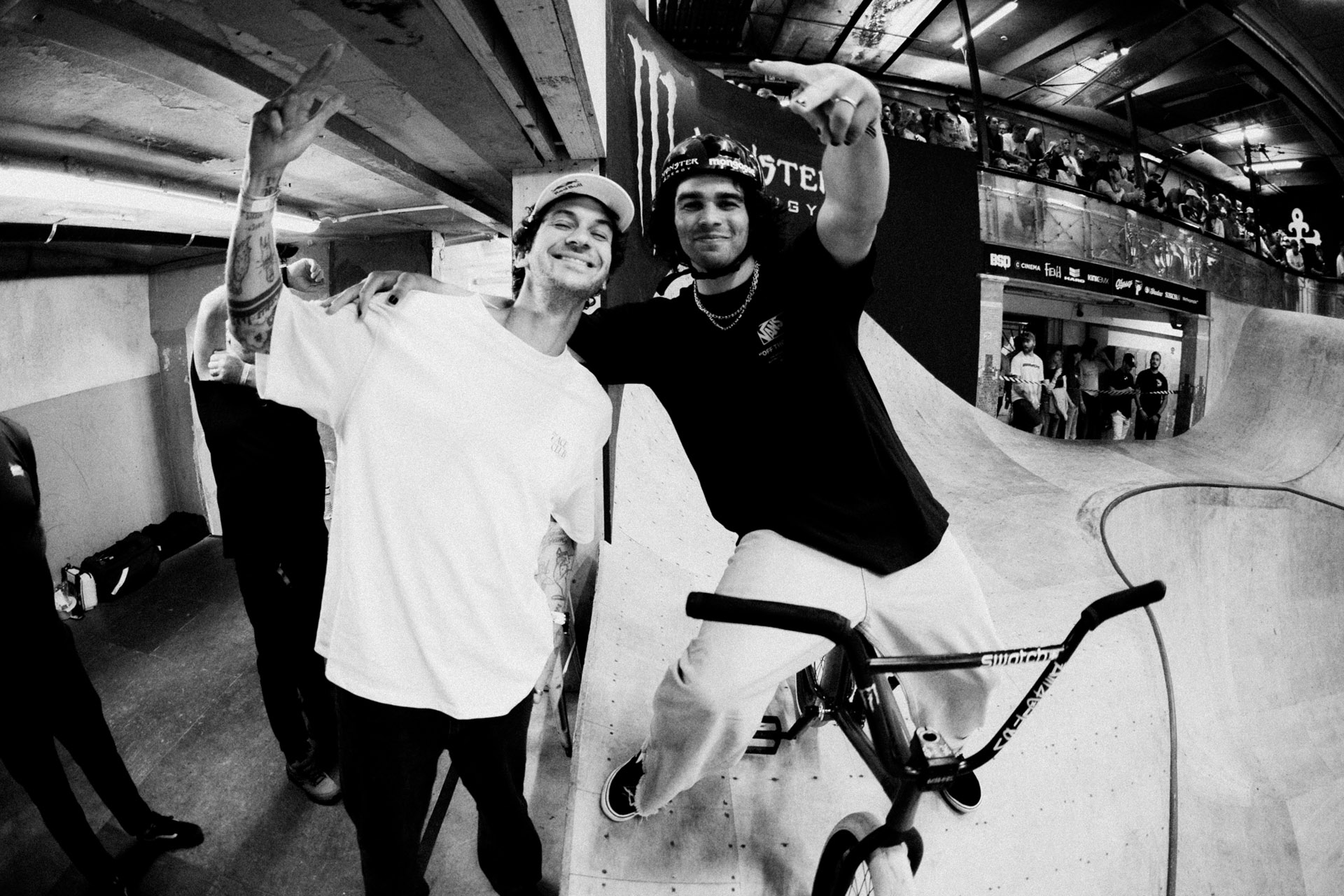 Matthias Dandois und sein doppelter Teamkollege Kevin Peraza