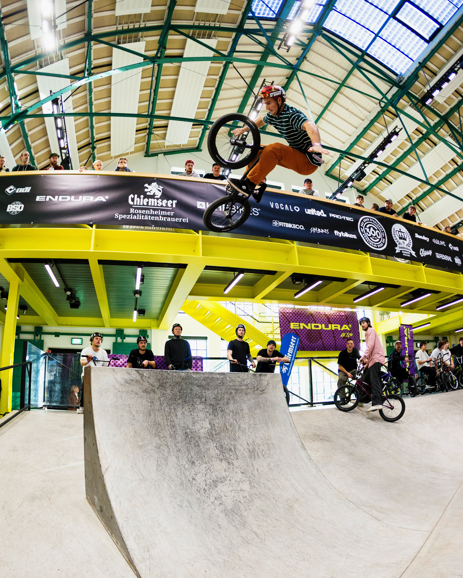 Ein Nohander auf dieser Höhe aus der Quarter in der Casa MUC sollte eigentlich unmöglich sein! Philipp Schuster ist das egal; Foto Sebastian Marggraff