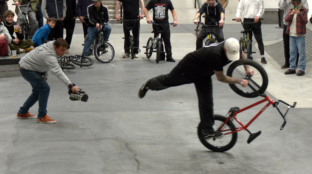 Hier entlang für die Highlights von Best-Trick-Session der Flatlander auf den freedombmx Awards 2025 in der Casa MUC.
