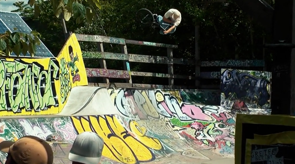 Die Jungs vom kunstform-Team haben die Tage vor und nach dem Highway to Hill 2025 genutzt, um ein paar Hotspots in Berlin abzuklappern.