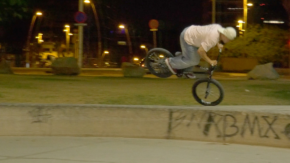 Der Homie Israel Quiterio von The BMX Files hat mit dem Team vom 360 Bike Shop einen Schwung nicer Techclips in Barcelona gestackt.
