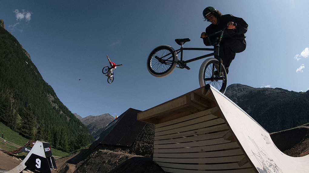 Vom 15. bis 20. Juni 2026 kehren die Swatch Nines mit einem neuen Multisportkonzept in die Bike Republic Sölden zurück.