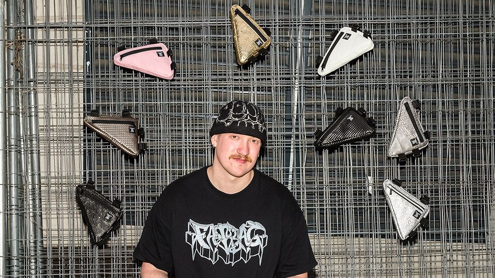 Rahmentasche statt Rucksack! Die neuen Fat Bags sehen nicht nur sexy aus, sondern sind auch extrem praktisch. Wir haben den CEO interviewt.