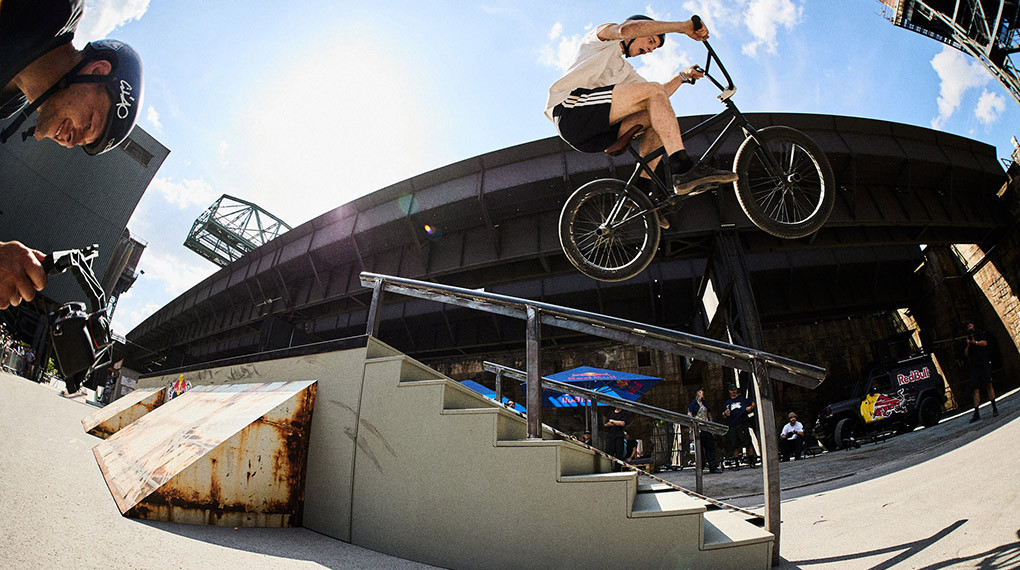 Zur Red Bull Trickschmiede traf sich die internationale BMX-Elite im Duisburger Landschaftspark. Wir haben die Ergebnisse & Fotos für euch!