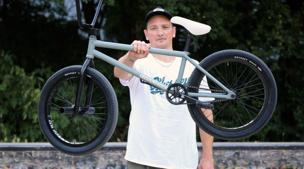 Tim Güntner hat von seinem langjährigen Sponsor Volume Bikes zu Fiend gewechselt. Wenn das keine Steilvorlage vor einen Bikecheck ist!