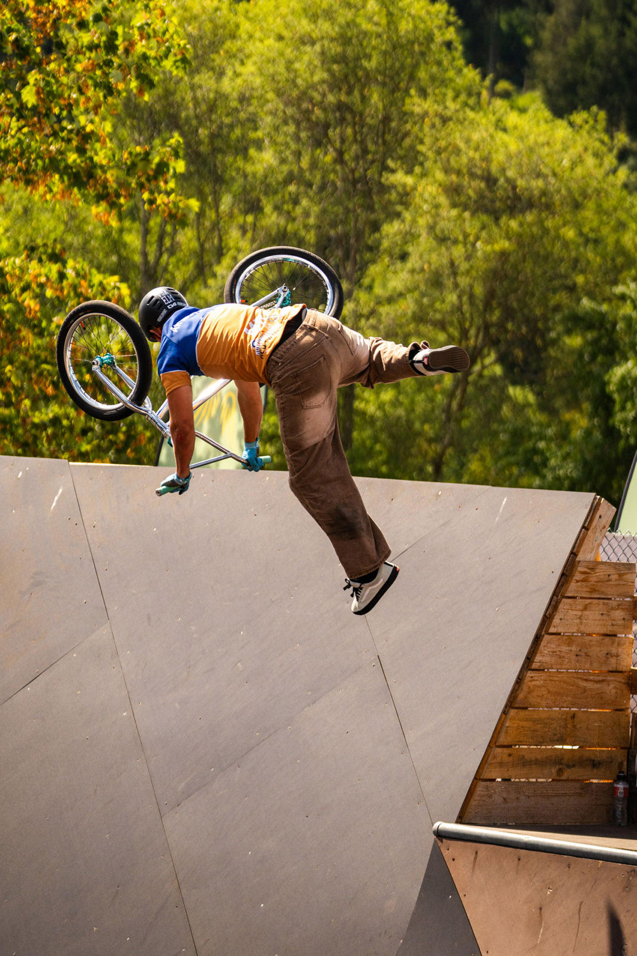 Artur Pankow mit einem selten gesehenen Manöver: Briflip im Finale Elite Men