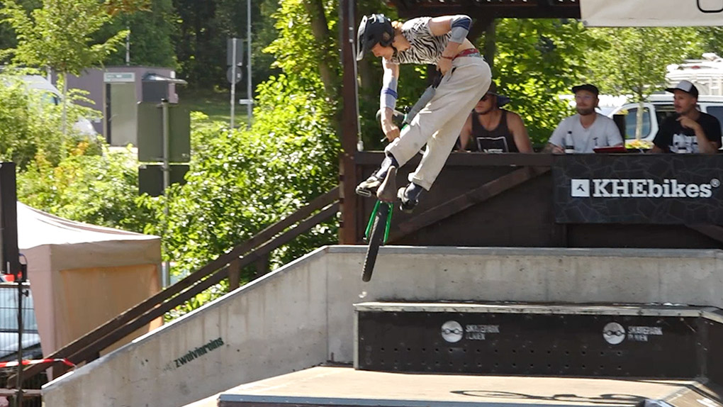 Kein BMX-Contest genießt in Ostdeutschland einen so guten Ruf wie der „Gib Gummi“-Jam in Plauen. Hier entlang für die Highlights aus 2026.