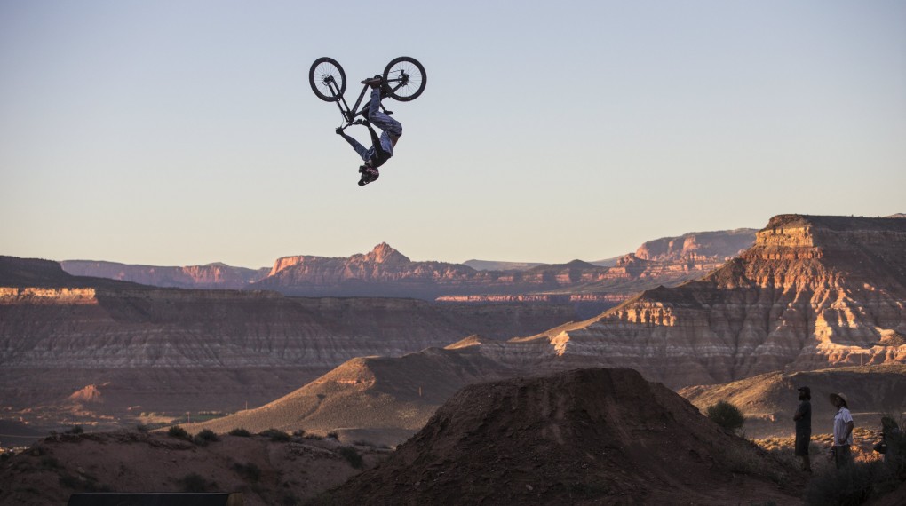 Brandon Semenuk testet schon mal