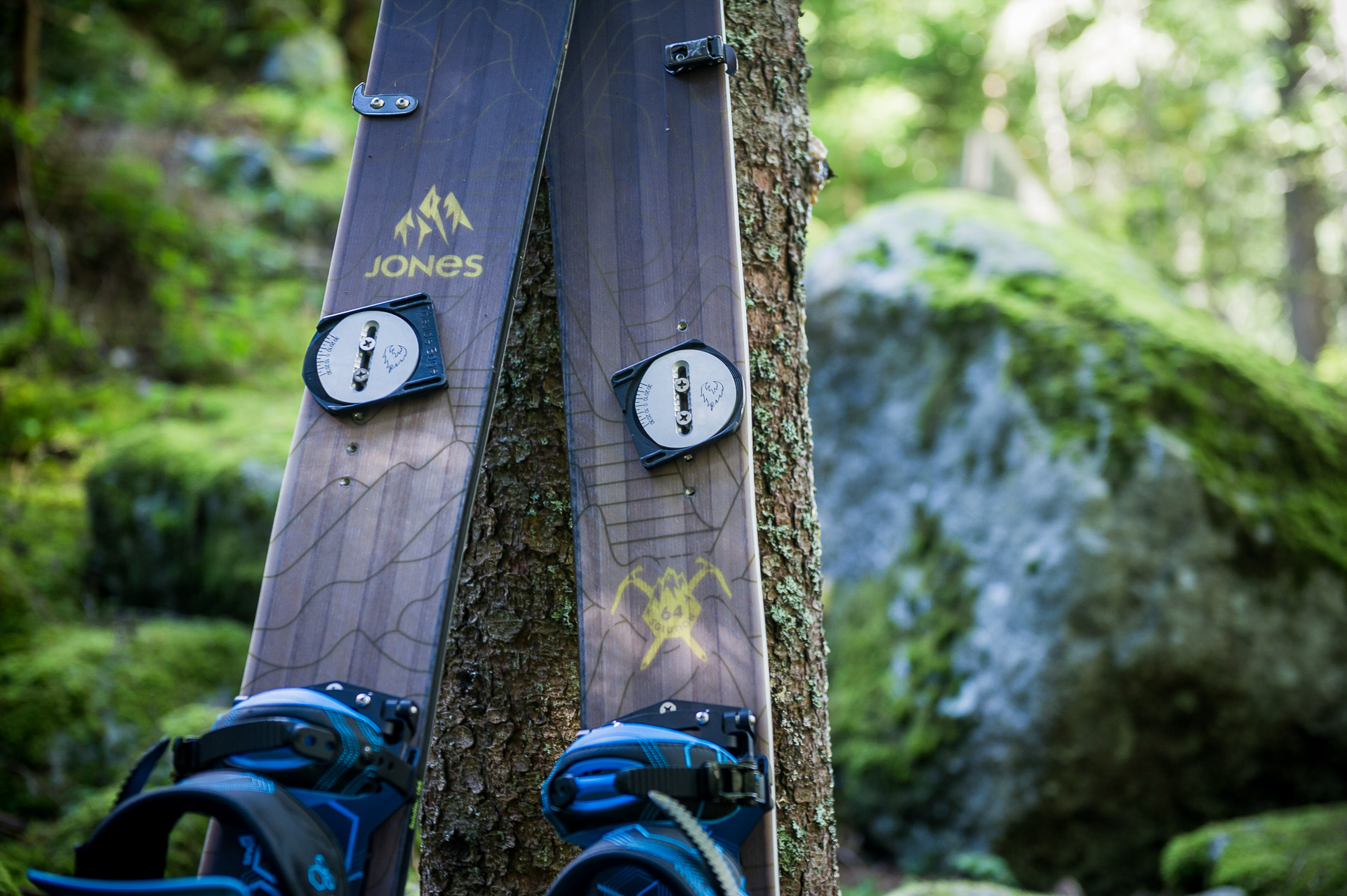 jones-solution-splitboard-review-2016-2017-best-backcountry-snowboards-6