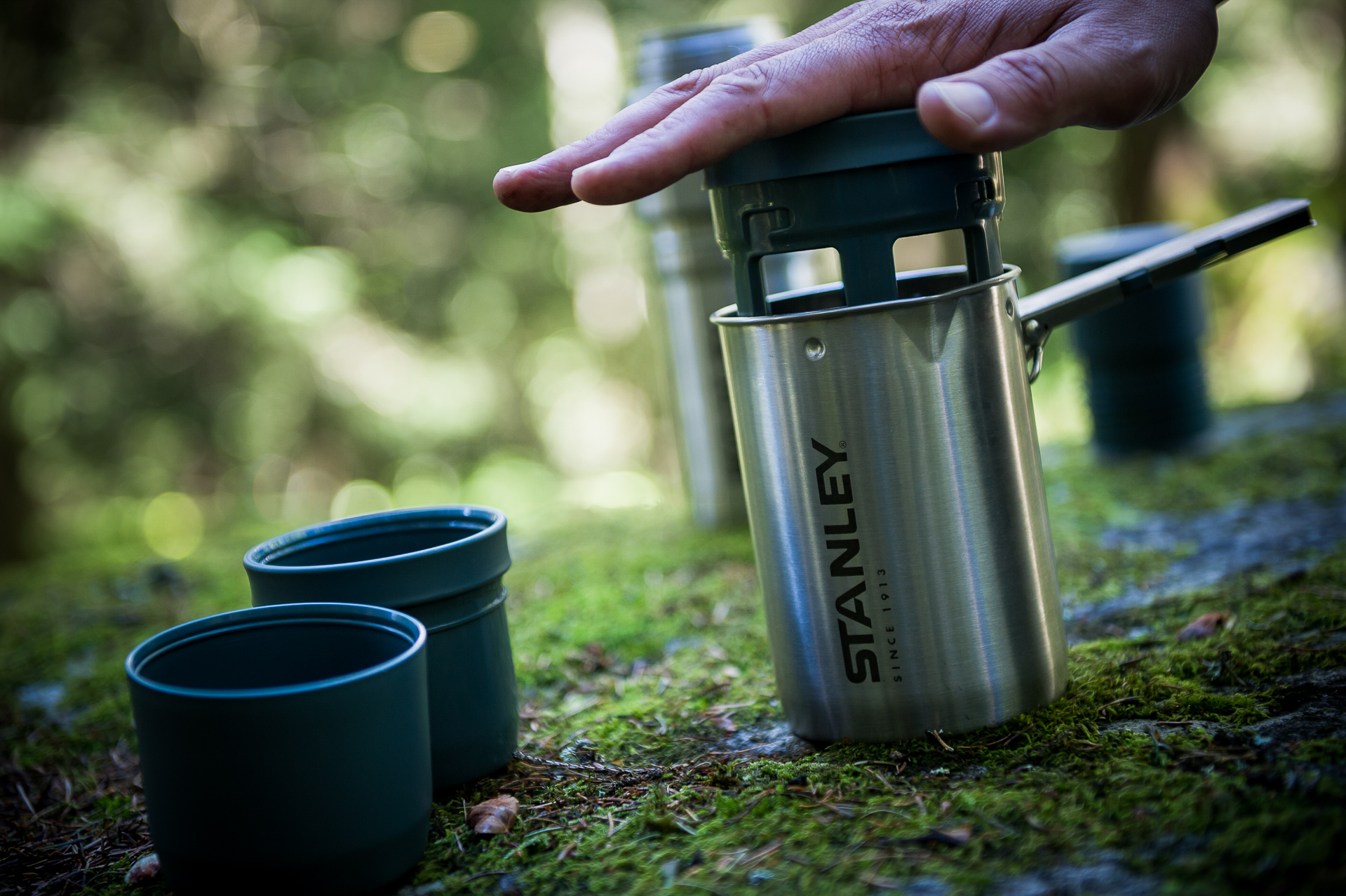 stanley-mountain-vacuum-coffee-system-review-best-winter-outdoor-gear-2016_-3