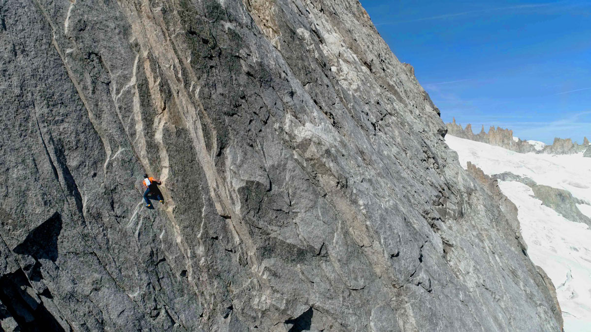 mammut_dani_arnold_at_grandes_jorasses_north_face