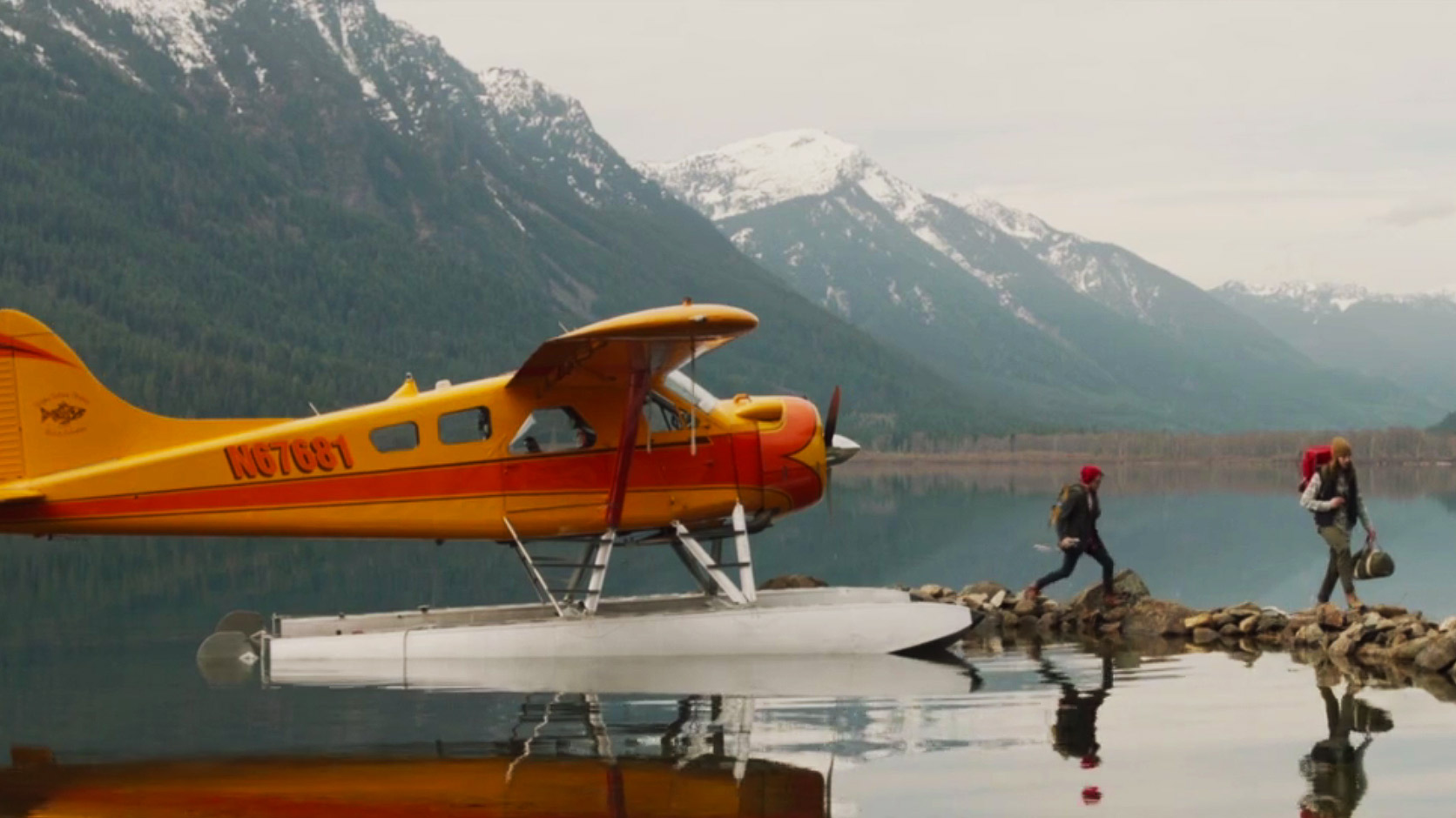 journey-canada-adventure-airplane-lake