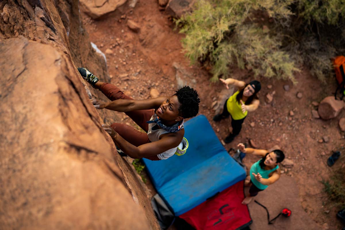 arcteryx_WomensClimb_Kenchenten_04824shrp