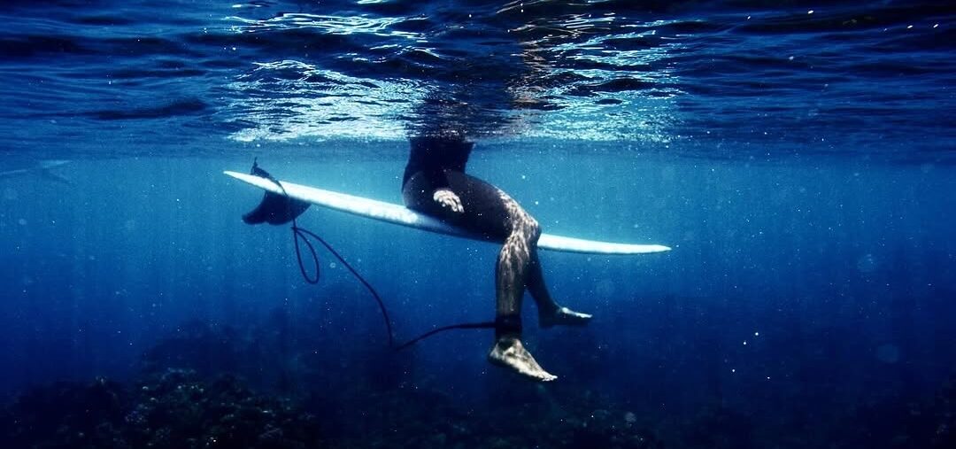 APRICITY feat. Daria Fuchs: When Surfing meets Snowboarding by Morgan Maassen