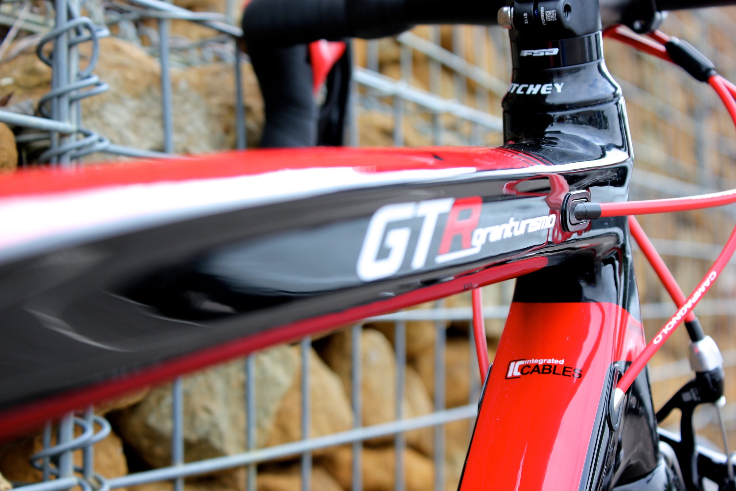 Wilier GTR, kantiges Oberrohr