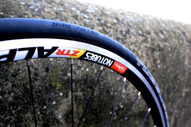 Tubless tyres can be run at low pressure without fear of pinch flats, a possible benefit on wet roads.