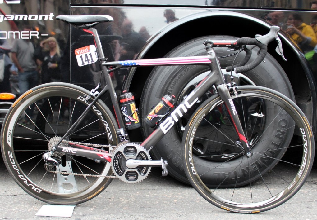 Der Amerikaner wird 5. und beendet damit eine sehr erfolgreiche Tour de France 2014. Sein Bike, das BMC TeamMachine SLR01, hat ihm dabei gute Dienste geleistet.