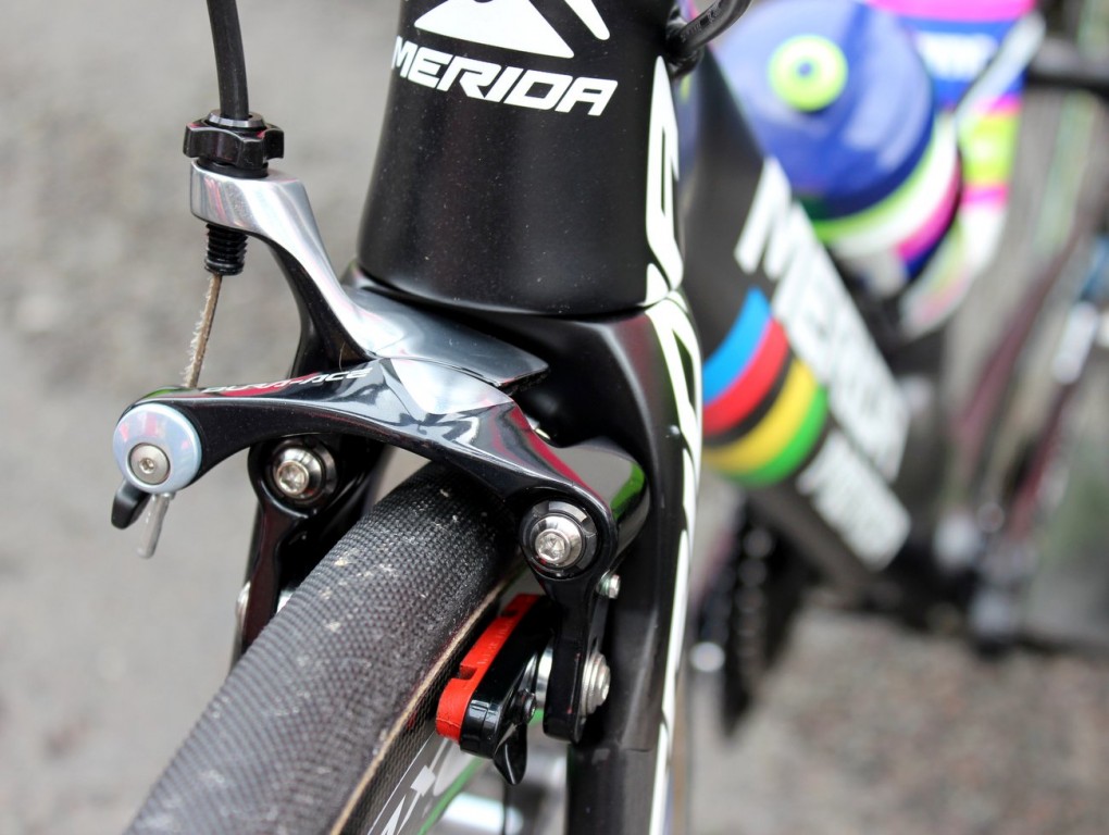 Das Aero-Design findet sich an Meridas Reacto KOM nahezu überall wieder.