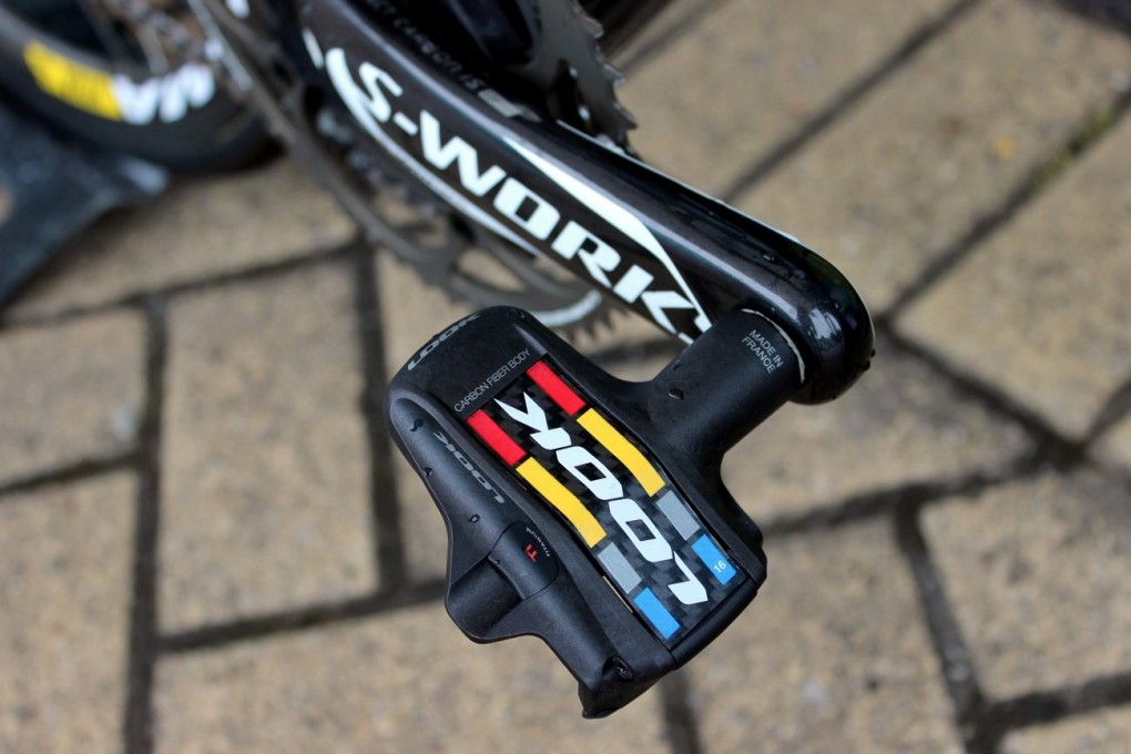 Look ist eine verbreitete Marke im Peloton. Nibali nutzt die Blade 2 mit einer Titan-Achse. Das Pedal wurde letztes Jahr vorgestellt und ist aerodynamisch optimiert.